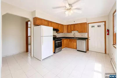 120 Fenner Avenue 2 #2, Clifton, NJ 07013 - Photo 9