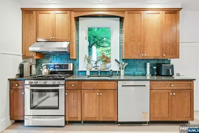 31 4th Street, Park Ridge, NJ 07656 - Photo 7