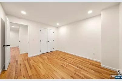 157 English Street, Fort Lee, NJ 07024 - Photo 17