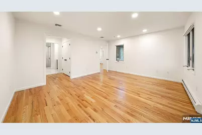 157 English Street, Fort Lee, NJ 07024 - Photo 13
