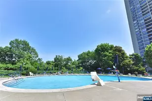 3 Horizon Rd, Fort Lee, NJ 07024 - Photo 43