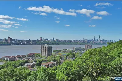 3 Horizon Road #1015, Fort Lee, NJ 07024 - Photo 9