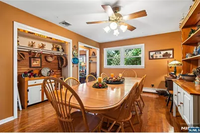 425 Beech Avenue, Paramus, NJ 07652 - Photo 13