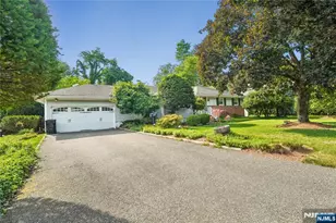 425 Beech Ave, Paramus, NJ 07652 - Photo 1