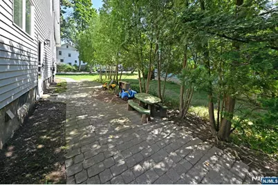 79 Westend Avenue, Westwood, NJ 07675 - Photo 23