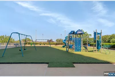200 Winston Drive 106 #106, Cliffside Park, NJ 07010 - Photo 25