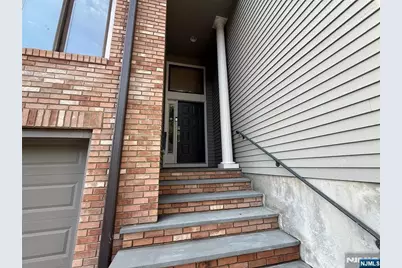 20 Lakeview Drive, Old Tappan, NJ 07675 - Photo 3