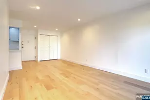 1111 River Road G7, Edgewater, NJ 07020 - Photo 3