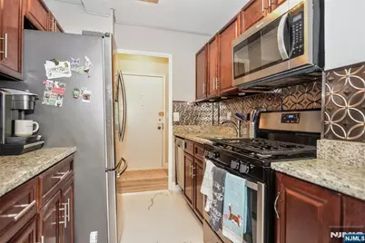 25 Grand Avenue 2J #2J, Hackensack, NJ 07601 - Photo 19