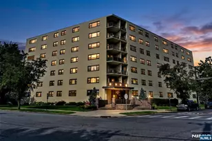 25 Grand Ave 2J, Hackensack, NJ 07601 - Photo 3