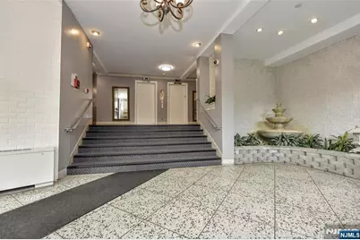 25 Grand Avenue 2J #2J, Hackensack, NJ 07601 - Photo 5