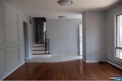 1032 Glen Road, Fort Lee, NJ 07024 - Photo 17