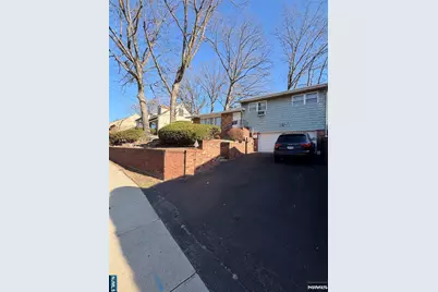 1032 Glen Road, Fort Lee, NJ 07024 - Photo 3