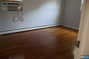 1032 Glen Rd, Fort Lee, NJ 07024 - Photo 15