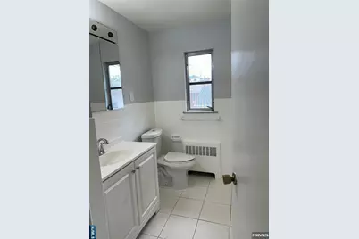 1032 Glen Road, Fort Lee, NJ 07024 - Photo 27