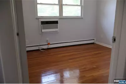 1032 Glen Road, Fort Lee, NJ 07024 - Photo 19