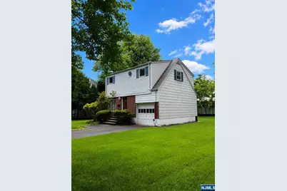 25 Glenwood Avenue, Demarest, NJ 07627 - Photo 1