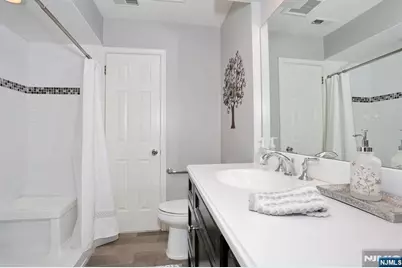 73 Konight Court, Mahwah, NJ 07430 - Photo 17