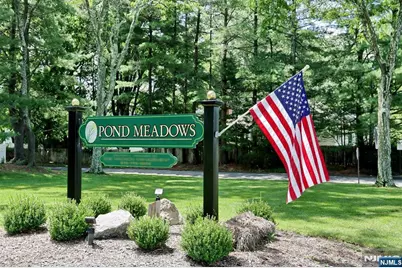73 Konight Court, Mahwah, NJ 07430 - Photo 3