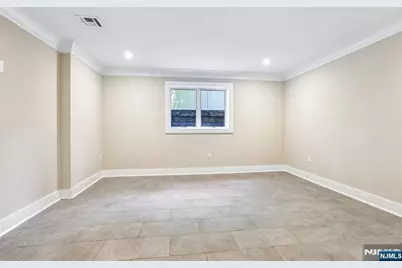 211 Warwick Avenue 1 #1, Fort Lee, NJ 07024 - Photo 29