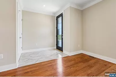 211 Warwick Avenue 1 #1, Fort Lee, NJ 07024 - Photo 3