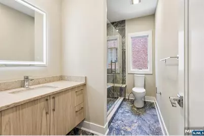 211 Warwick Avenue 1 #1, Fort Lee, NJ 07024 - Photo 13