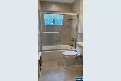 46 Newcomb Road, Tenafly, NJ 07670 - Photo 5