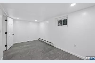 155 Hayward Place, Wallington, NJ 07057 - Photo 25