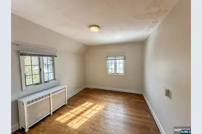 112 Oxford Place, Glen Rock, NJ 07452 - Photo 9