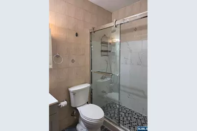 228 Main E #E, Ridgefield Park, NJ 07660 - Photo 3