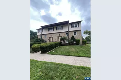 6 Daniel Court A #A, Saddle Brook Township, NJ 07663 - Photo 3