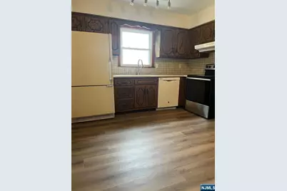 6 Daniel Court A #A, Saddle Brook Township, NJ 07663 - Photo 11