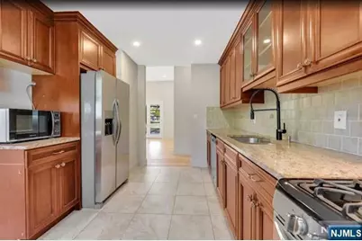 22 Greentree Terrace, Tenafly, NJ 07670 - Photo 11