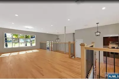 22 Greentree Terrace, Tenafly, NJ 07670 - Photo 3