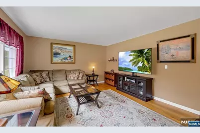 328 Ruckman Road, Hillsdale, NJ 07642 - Photo 5