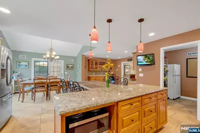 328 Ruckman Road, Hillsdale, NJ 07642 - Photo 9