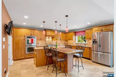 328 Ruckman Road, Hillsdale, NJ 07642 - Photo 7