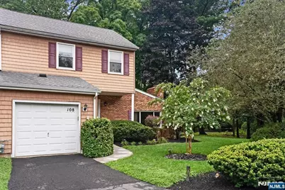 108 Saratoga Square, Wayne, NJ 07470 - Photo 1