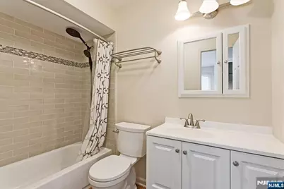 108 Saratoga Square, Wayne, NJ 07470 - Photo 9