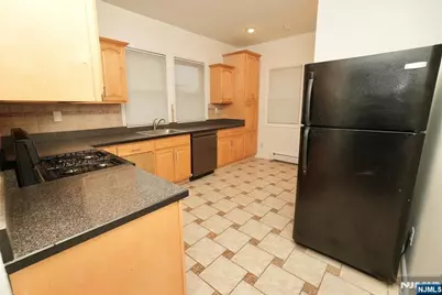 466 Cortlandt Street 2 #2, Belleville, NJ 07109 - Photo 3