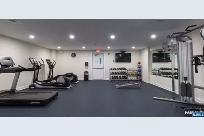 2-48 Grove Avenue 18 #18, Cedar Grove, NJ 07009 - Photo 13