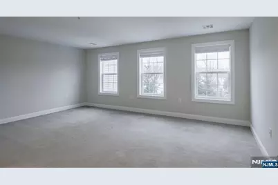 2-48 Grove Avenue 18 #18, Cedar Grove, NJ 07009 - Photo 7
