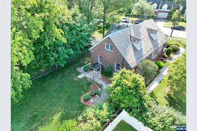 10 Glenwood Avenue, Leonia, NJ 07605 - Photo 25