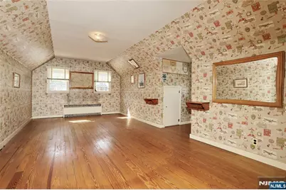 10 Glenwood Avenue, Leonia, NJ 07605 - Photo 19