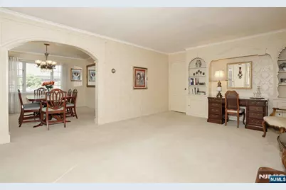 10 Glenwood Avenue, Leonia, NJ 07605 - Photo 9