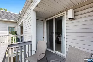31 Willow Wood Square 31, East Rutherford, NJ 07073 - Photo 19