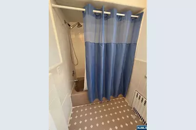 166 Carmita Avenue 2 #2, Rutherford, NJ 07070 - Photo 15