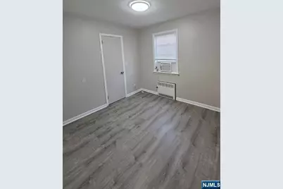 166 Carmita Avenue 2 #2, Rutherford, NJ 07070 - Photo 11