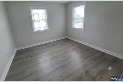 166 Carmita Avenue 2 #2, Rutherford, NJ 07070 - Photo 7