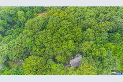 16 Pennsylvania Avenue, Montvale, NJ 07645 - Photo 41